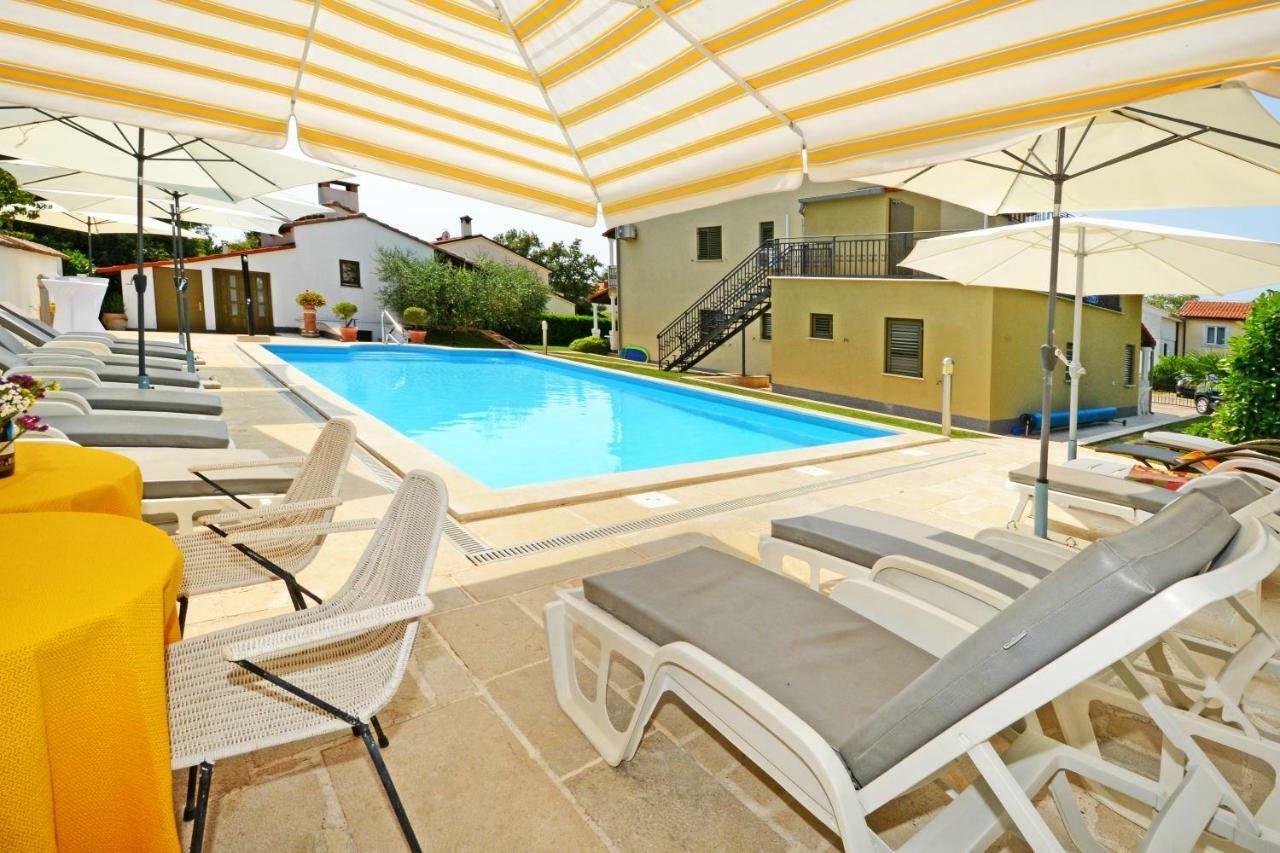 Apartments Pilic Rosini المظهر الخارجي الصورة